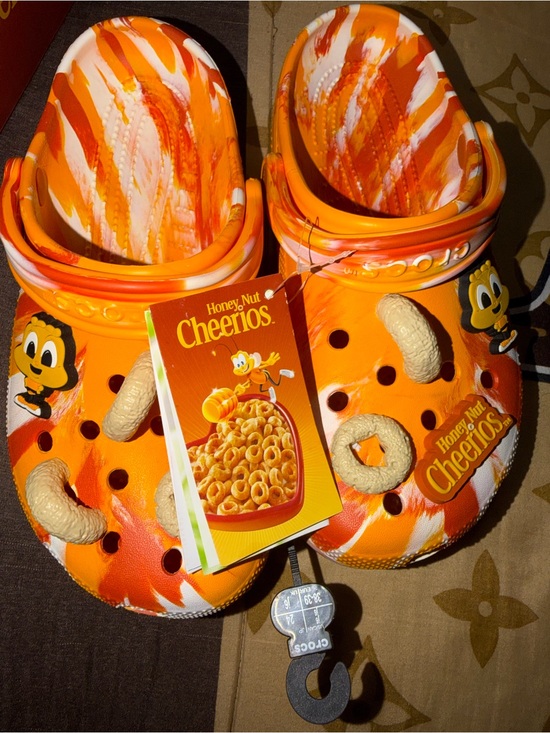 CROCS Shoes - CROCS X Honey Nut Cheerios
